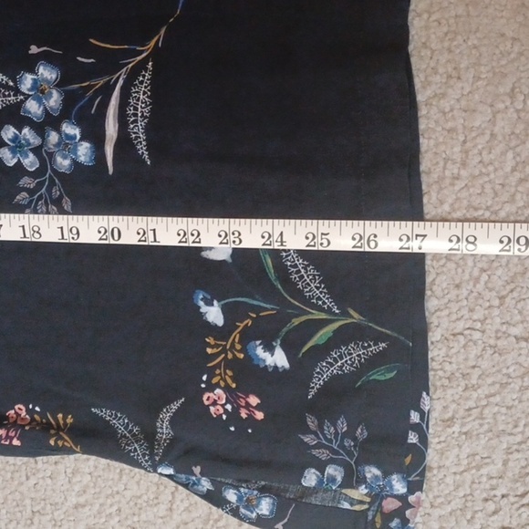 Stradivarius 3/4 Sleeve Button Up Top - Picture 4 of 15